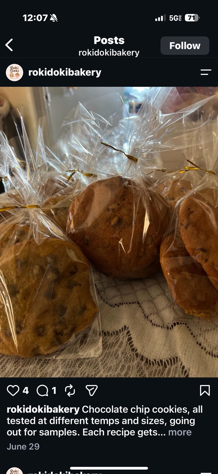 Chocolate chip cookies wrapped in clear bags